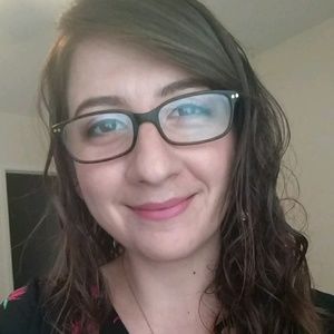 Meet your Posher, Liz